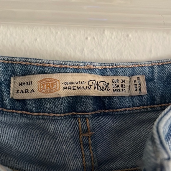 Non high rise jean shorts - Picture 3 of 3